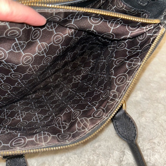 Henri Bendel Black Satchel Elegant Structured Design - Picture 4 of 12